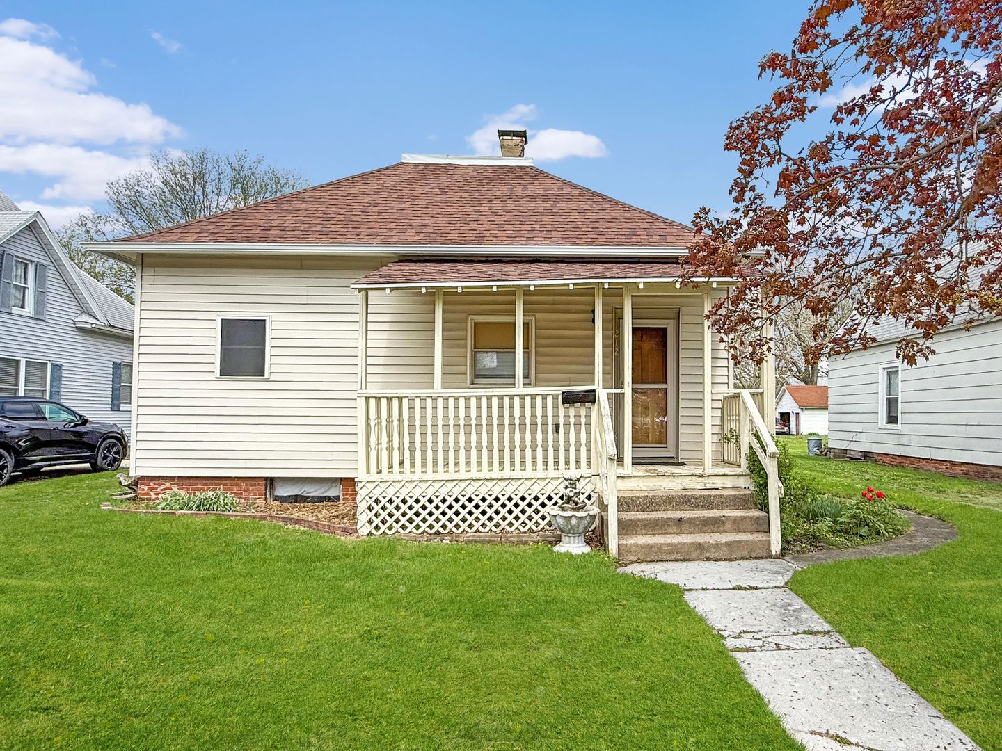 212 W Bodwell Avenue — Rantoul, IL 61866