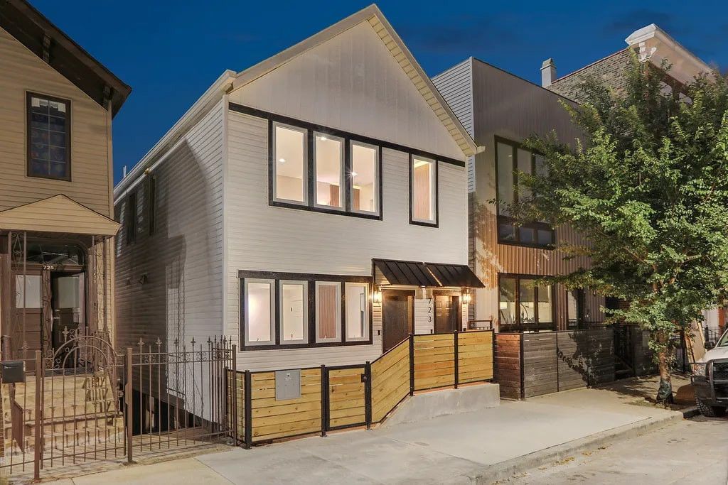 723 Willard Court, Chicago, IL 60642