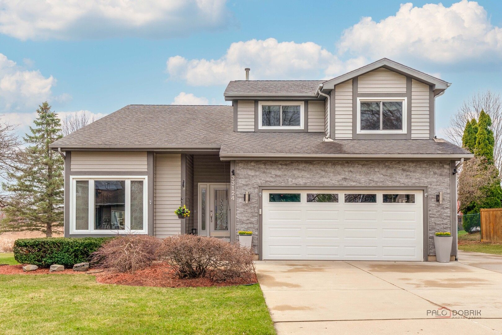 33124 N Shannon Drive — Grayslake, IL 60030