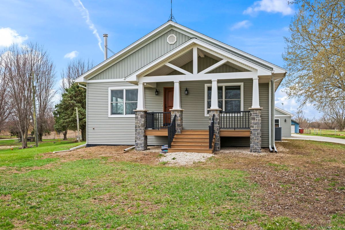 9119 Riley Road, Marengo, IL 60152