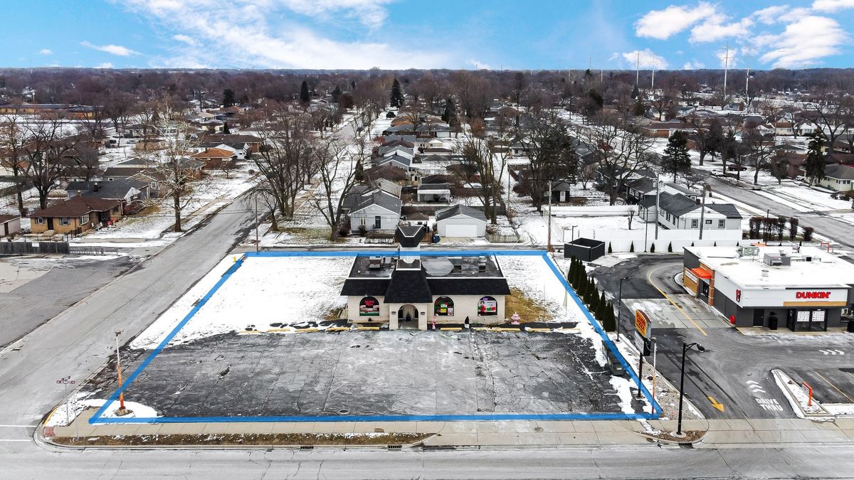 8327 Kennedy Avenue, Highland, IN 46322