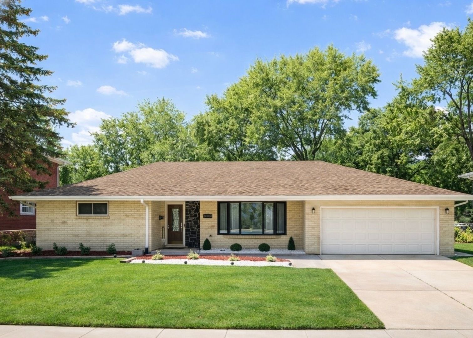 15252 WATERMAN Drive — South Holland, IL 60473