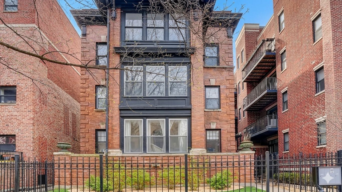 921 W Agatite Avenue #3 — Chicago, IL 60640