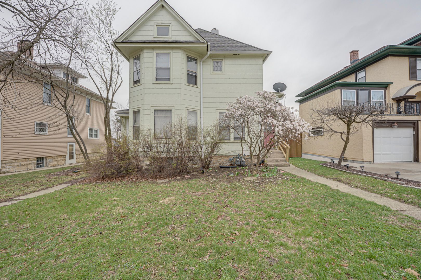 706 Mcdonough Street #2 — Joliet, IL 60436