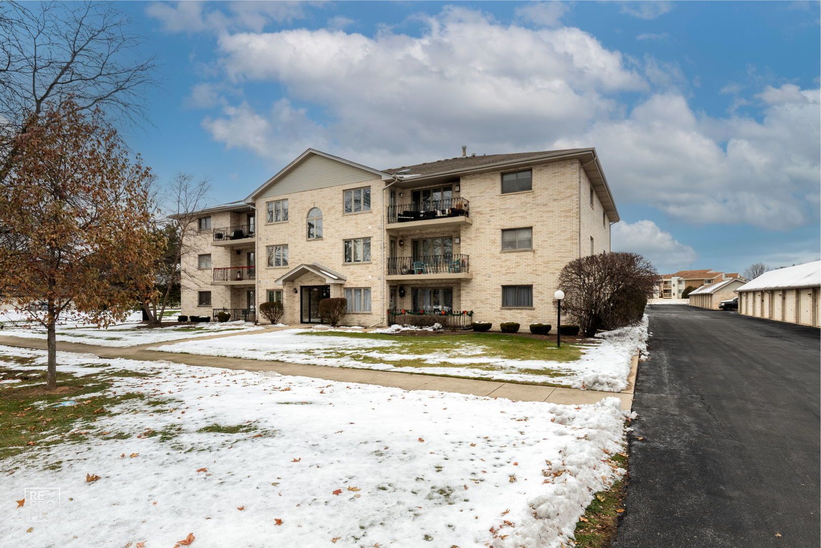 6640 183rd Street #3B — Tinley Park, IL 60477
