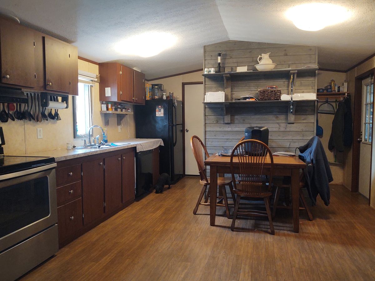 155 Shelby Road, Vienna, IL 62995