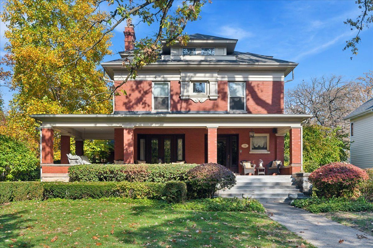 730 Lake Avenue — Wilmette, IL 60091