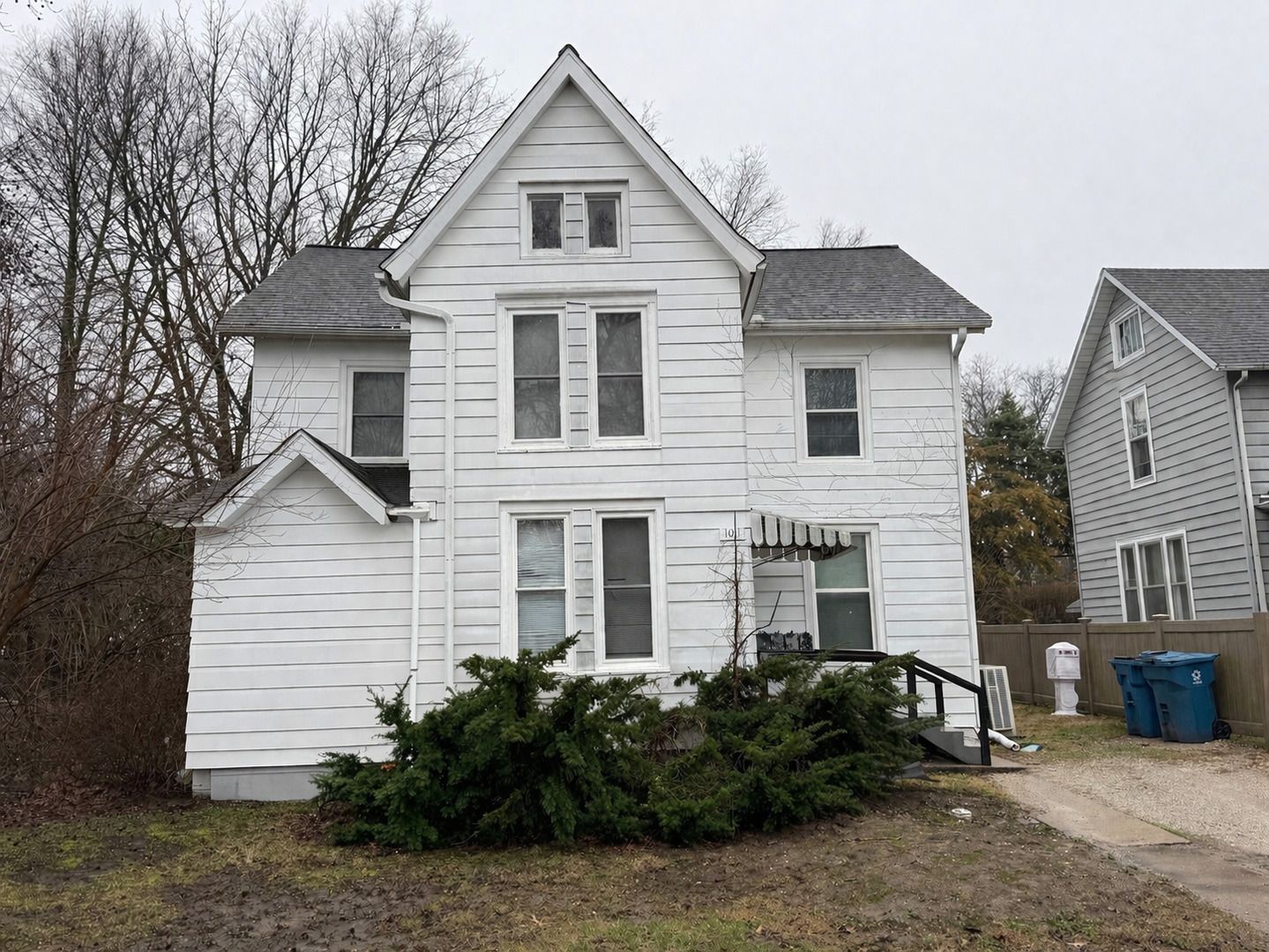 1011 W CHURCH Street — Champaign, IL 61821