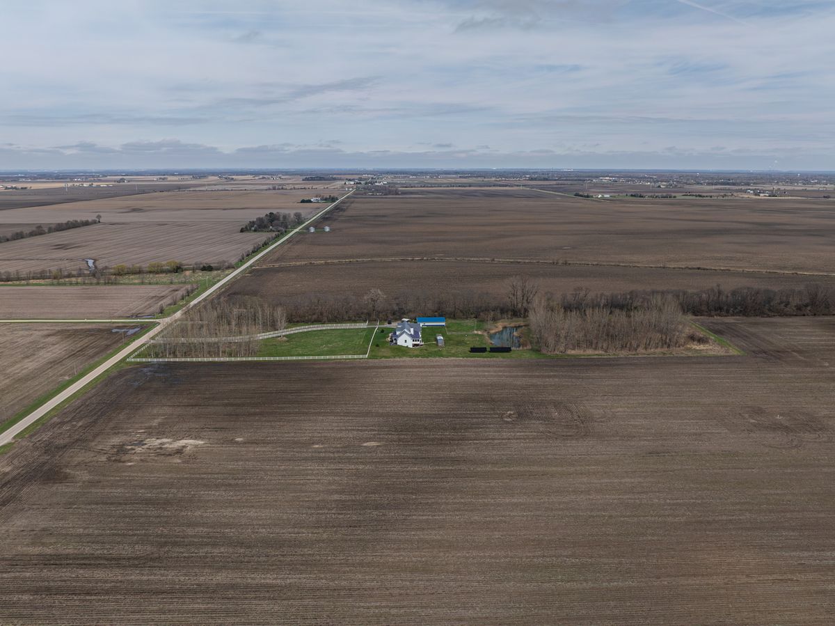 000 S Jugtown Road, Mazon, IL 60444