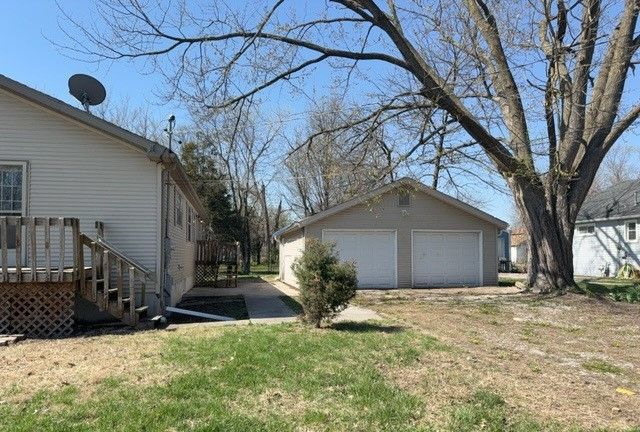 229 Richard Avenue, Dupo, IL 62239