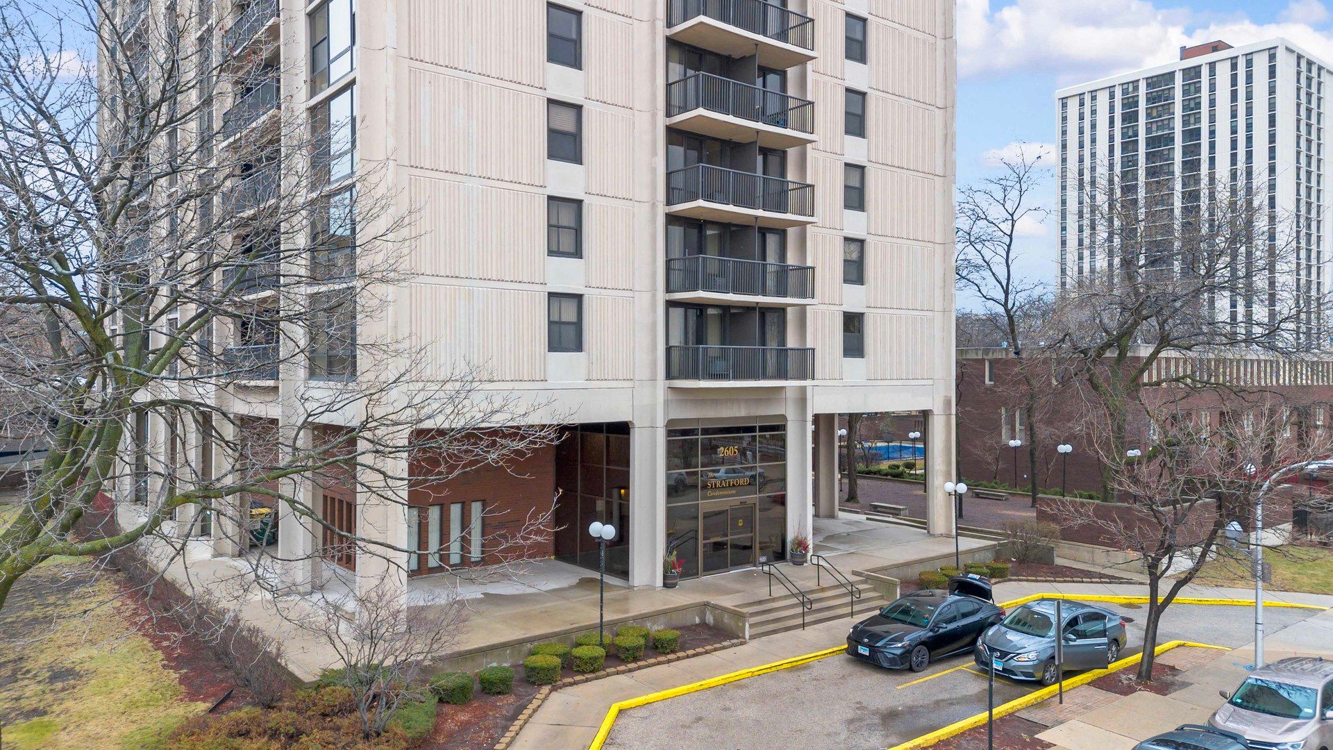 2605 S Indiana Avenue #302 — Chicago, IL 60616