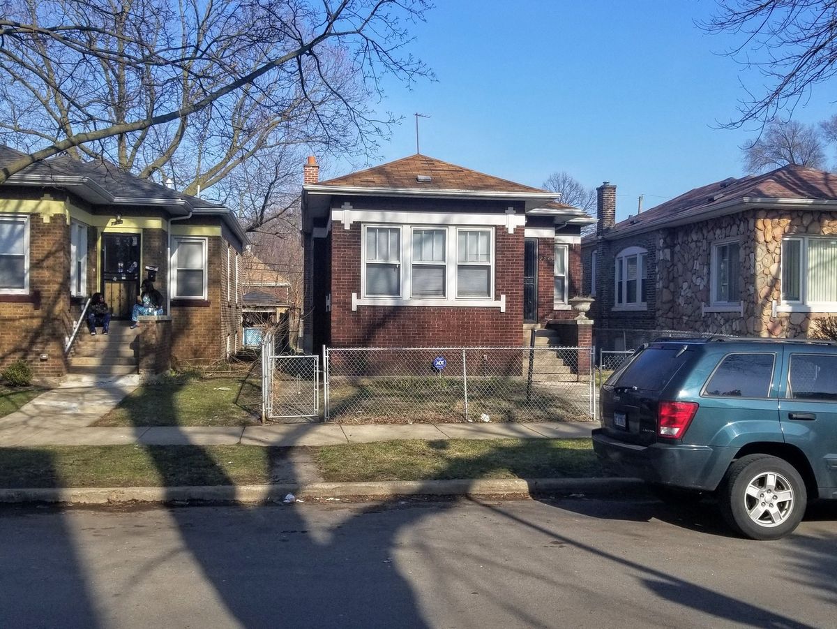 7935 Kingston Avenue, Chicago, IL 60617