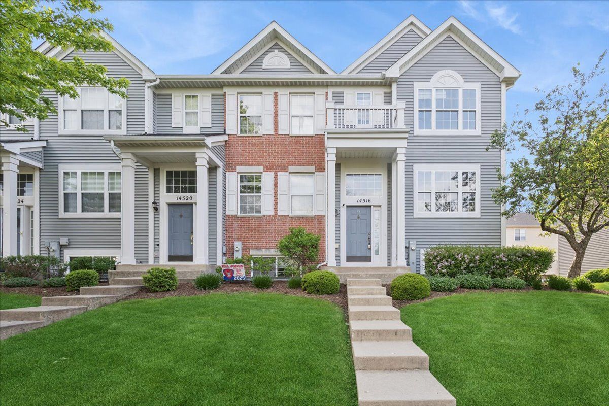 14516 Patriot Square Drive W — Plainfield, IL 60544