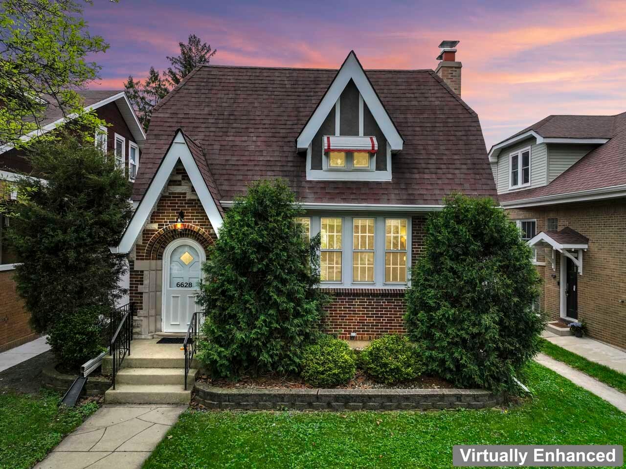 6628 N Onarga Avenue — Chicago, IL 60631