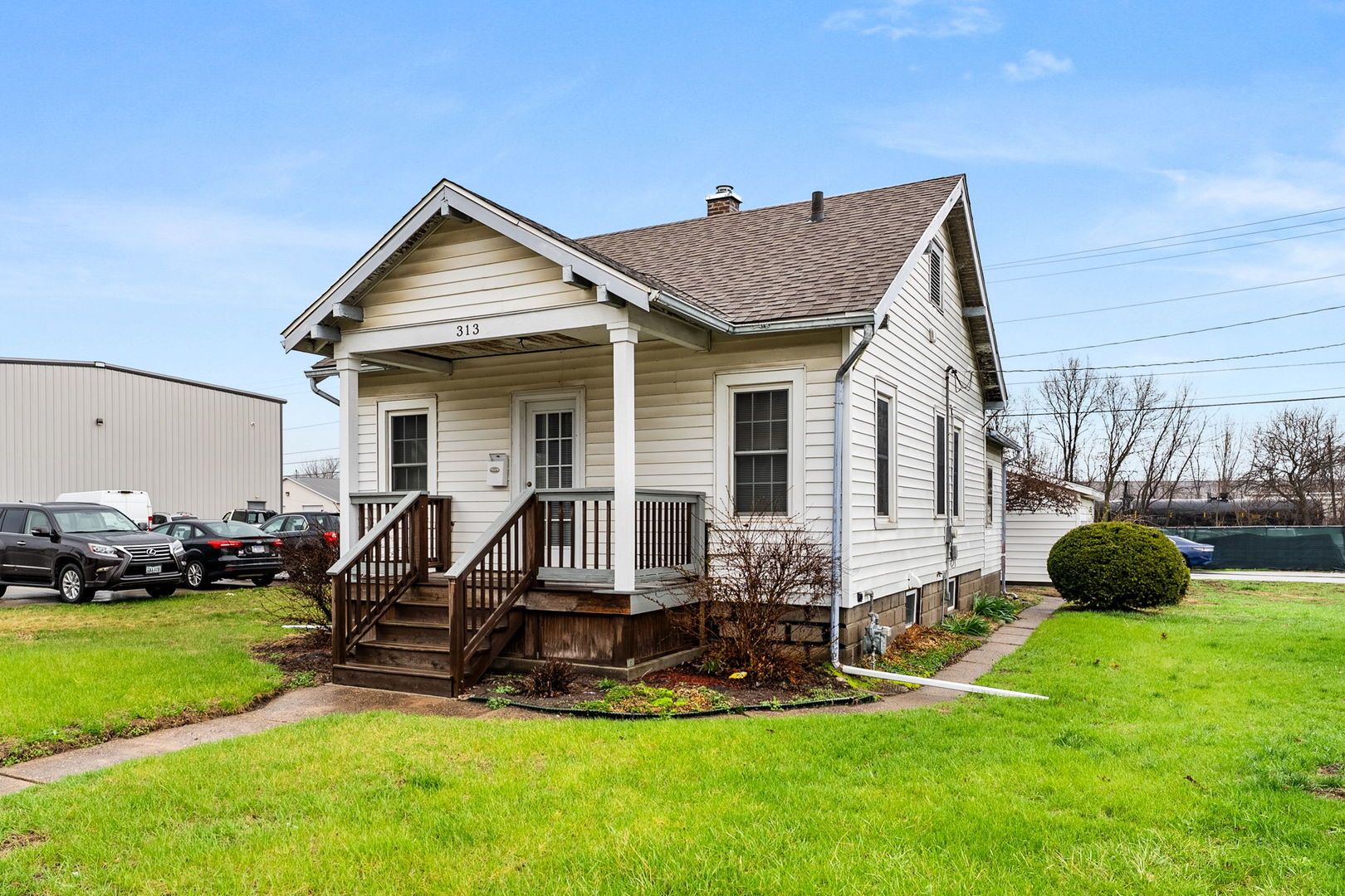 313 1st Avenue — Silvis, IL 61282