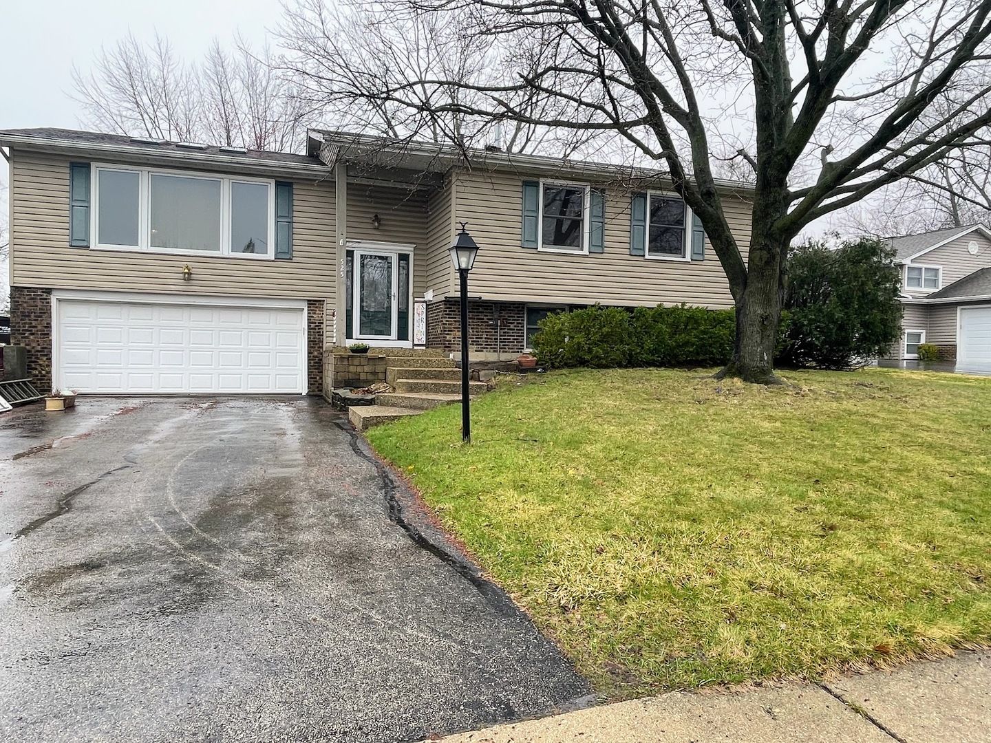 525 Ramblewood Court — Lake Zurich, IL 60047