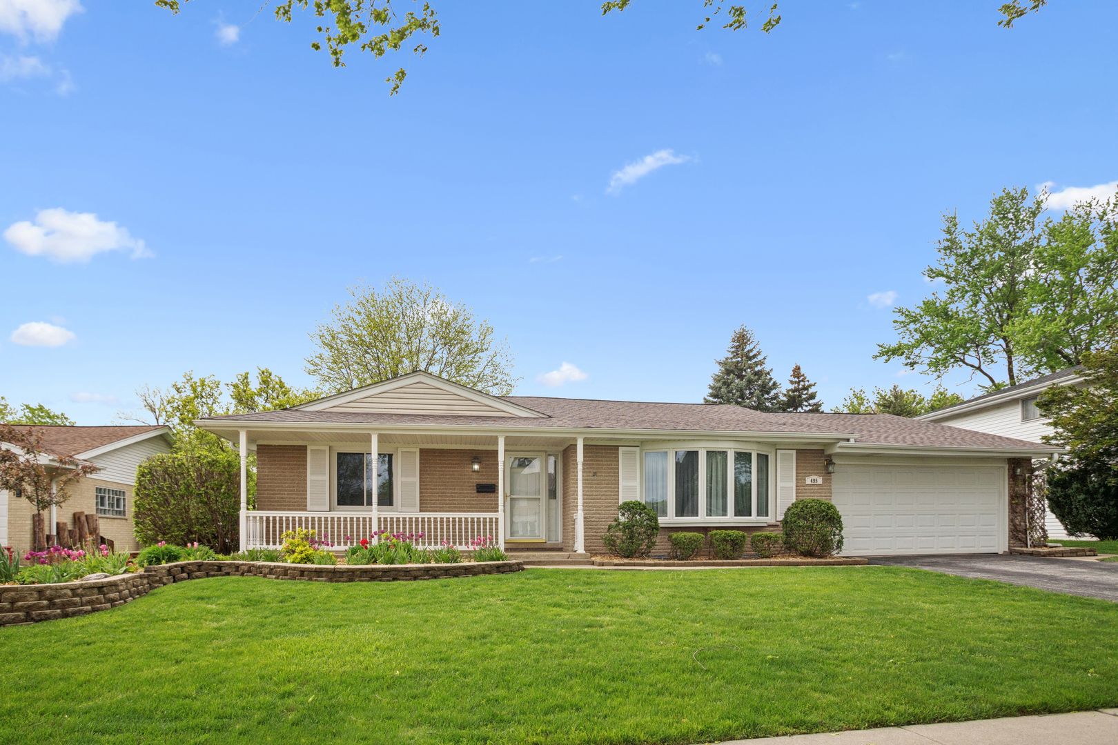 495 Kinkaid Court — Des Plaines, IL 60016
