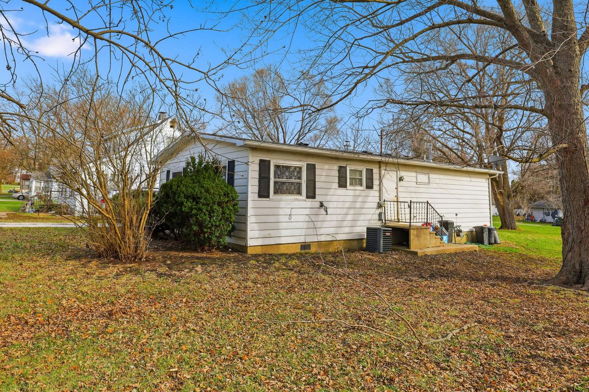 350 Summer Street, Paxton, IL 60957