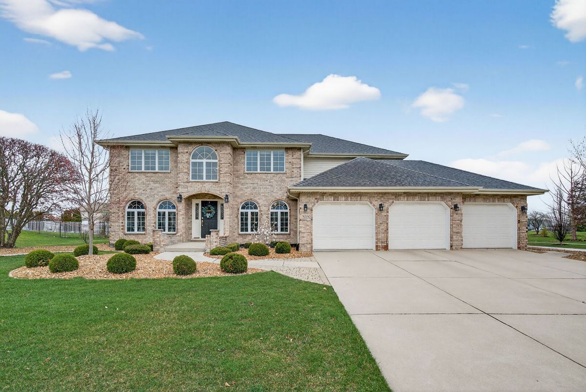 9200 174th Street, Tinley Park, IL 60487