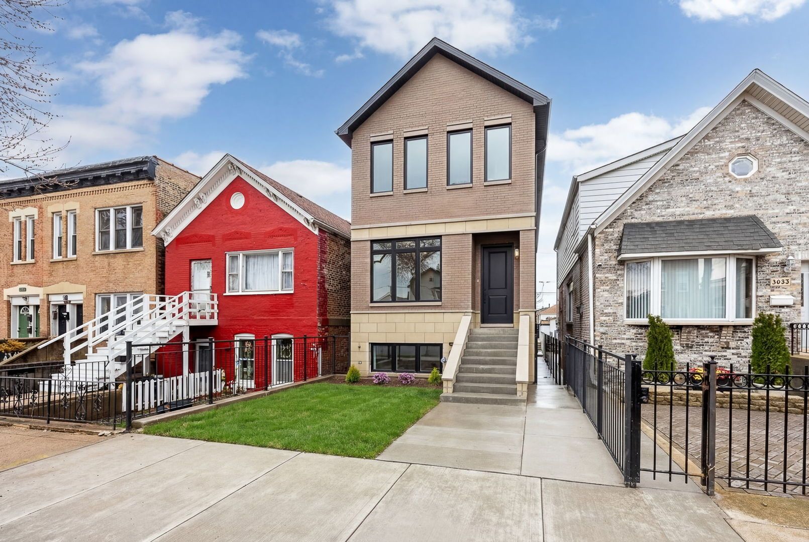 3633 S Emerald Avenue — Chicago, IL 60609