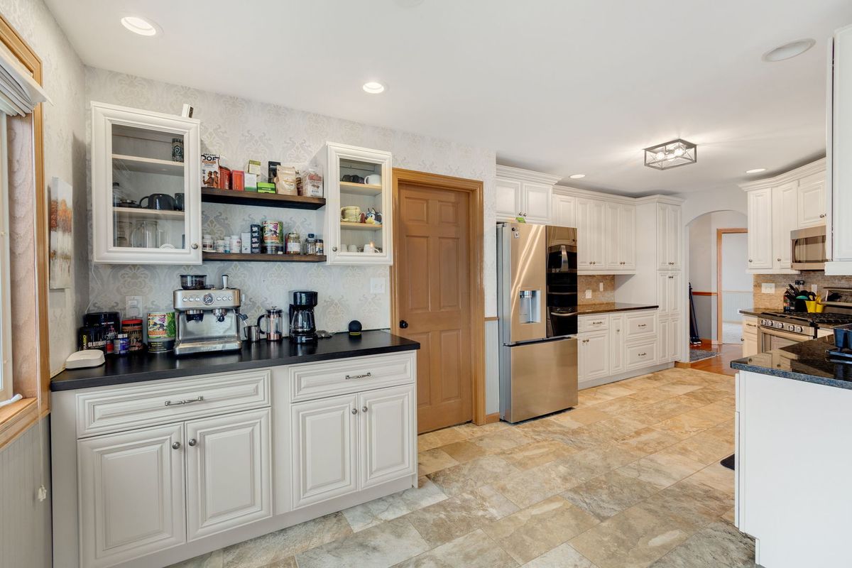 125 Hamilton Drive, Grant Park, IL 60940