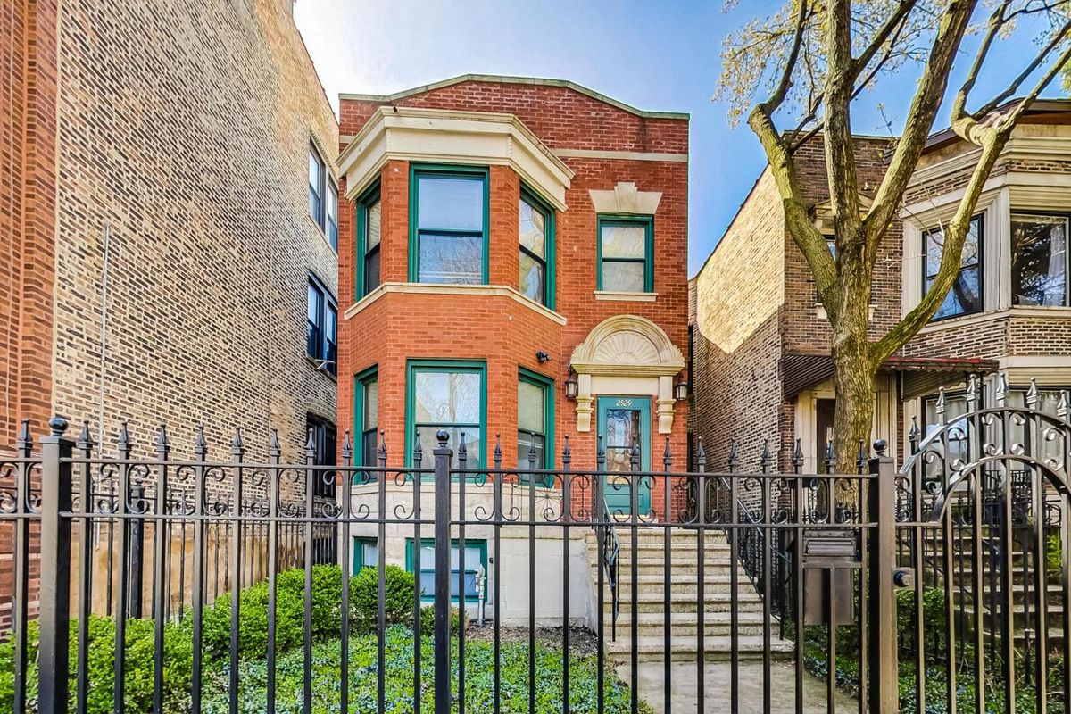 2529 Thomas Street, Chicago, IL 60622