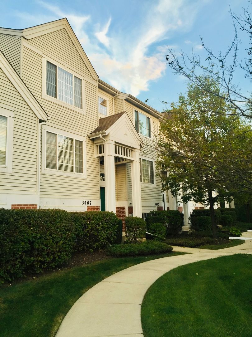 3467 Ravinia Circle — Aurora, IL 60504