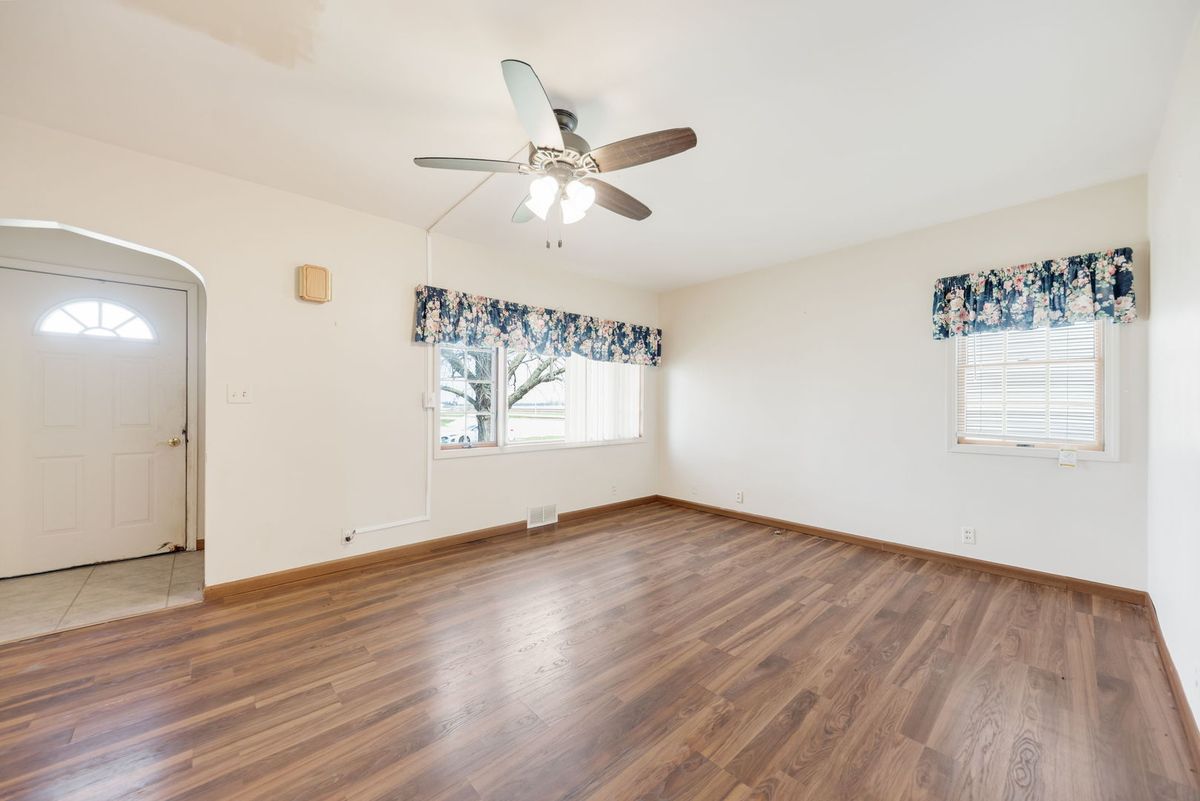 105 Seiler Street, Martinton, IL 60951