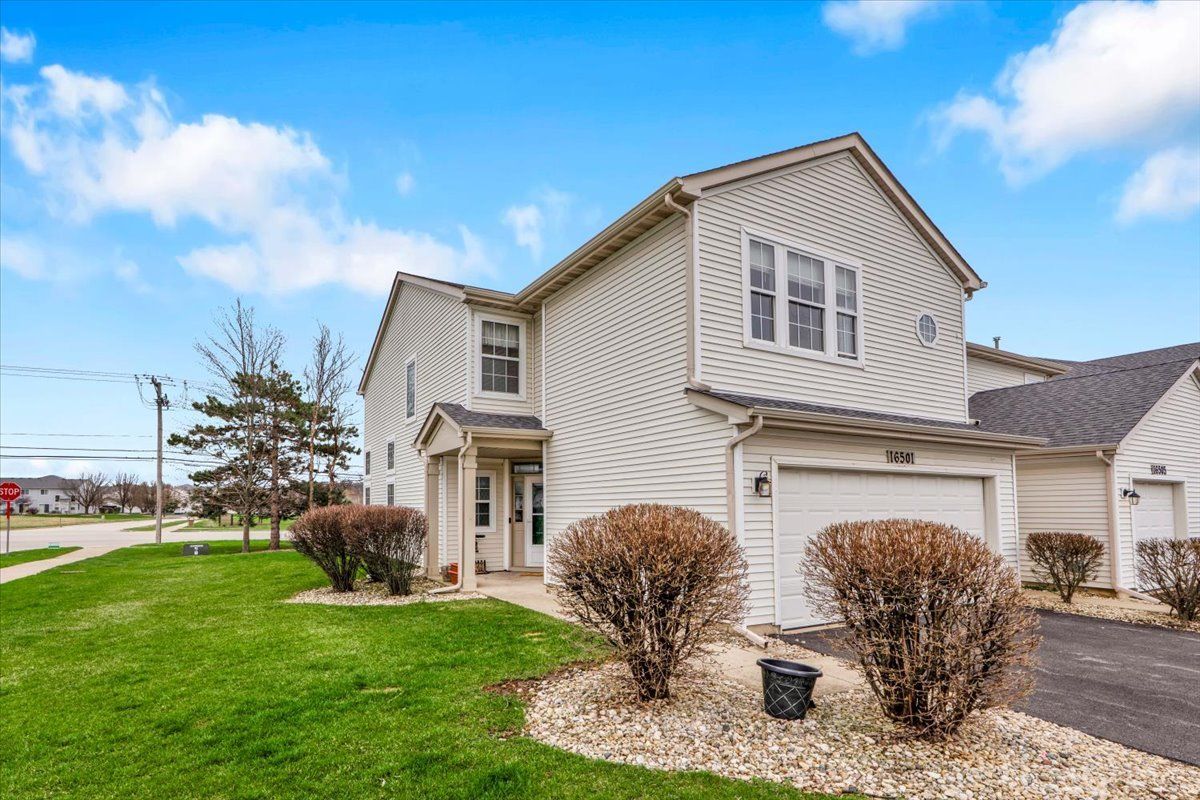 16501 S Nottingham Court — Lockport, IL 60441