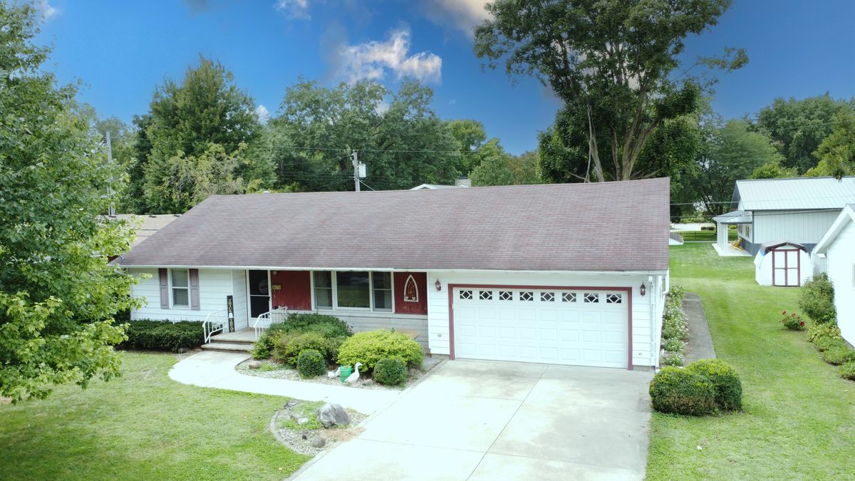 905 4th Street, Watseka, IL 60970