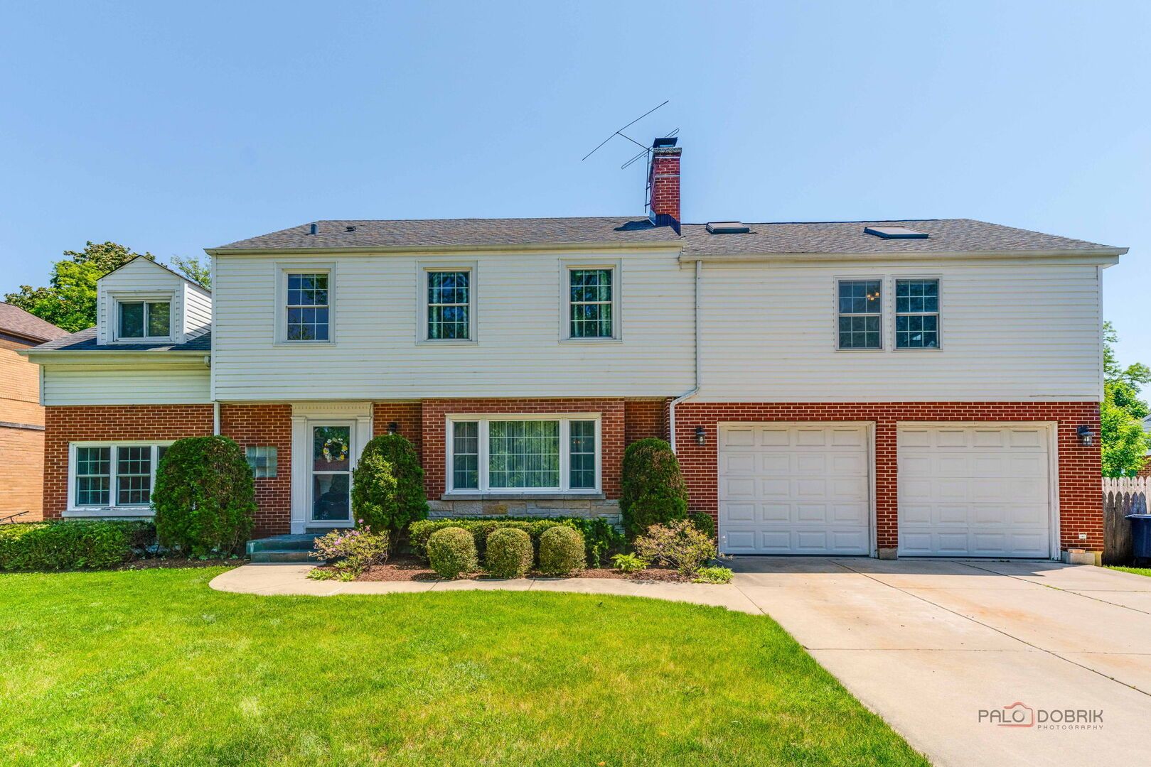 225 Stratford Road — Des Plaines, IL 60016