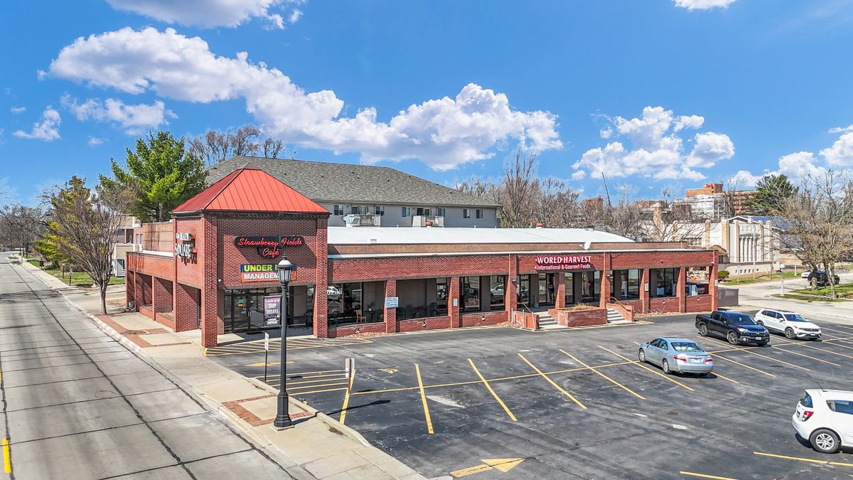 306 W Springfield Avenue, Urbana, IL 61801