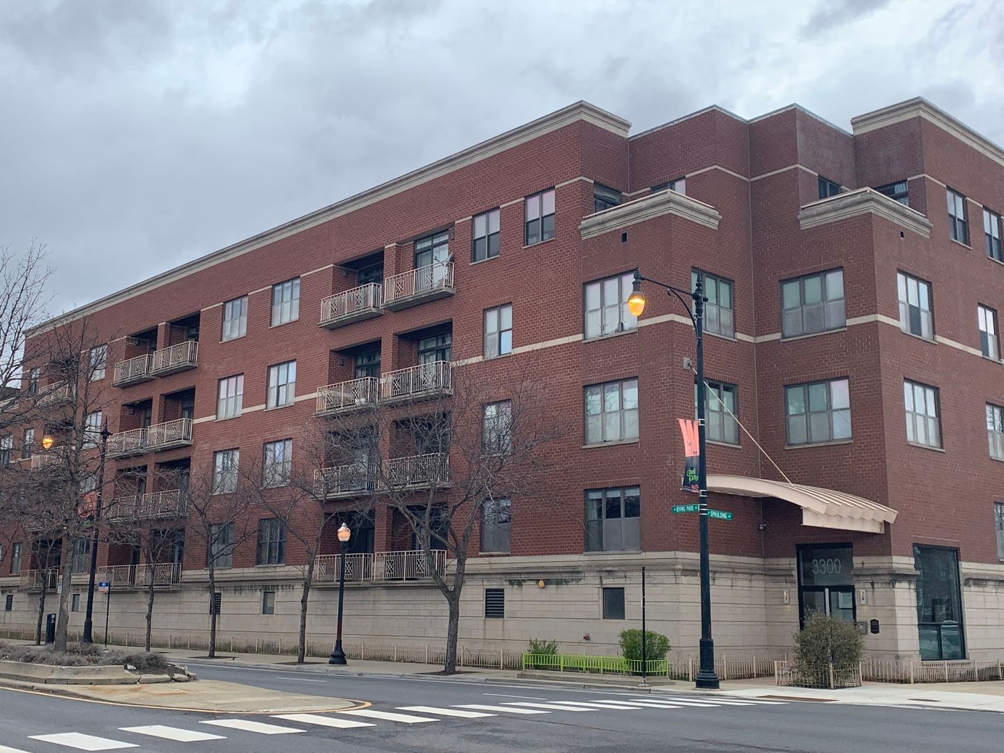3300 W Irving Park Road #M3 — Chicago, IL 60618