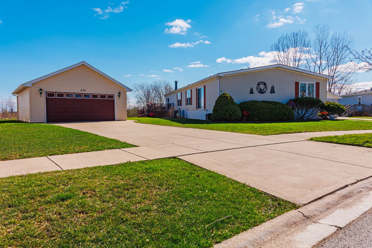 275 Tulip Circle, Matteson, IL 60443