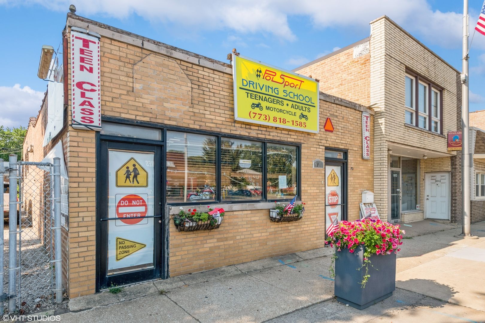 9011 Grand Avenue — River Grove, IL 60171