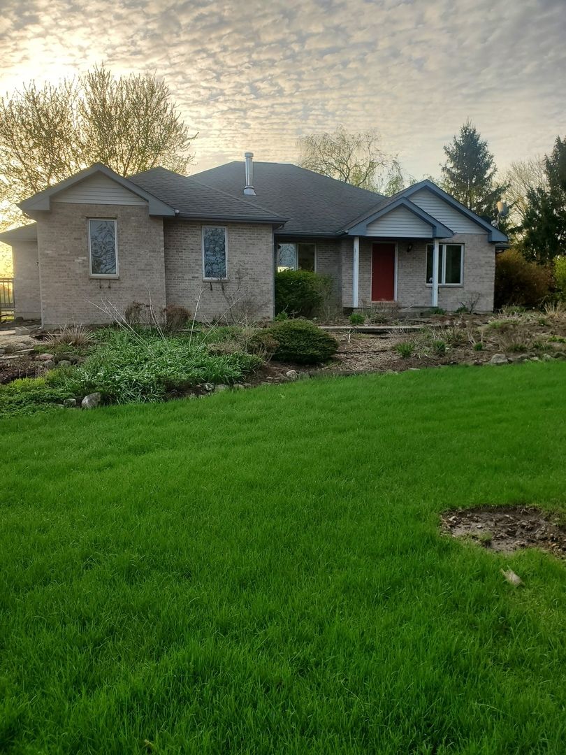 12421 Olson Road — Caledonia, IL 61011