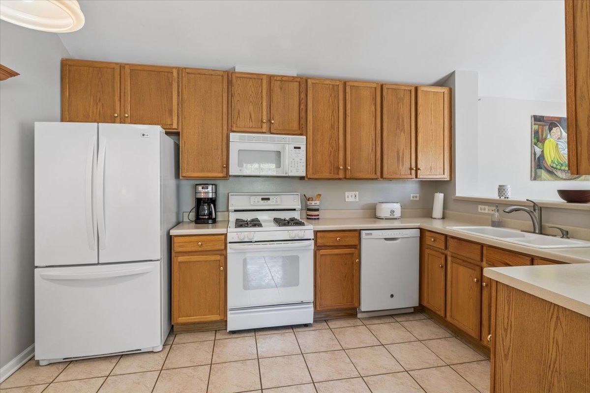 1720 Sienna Court, Wheeling, IL 60090