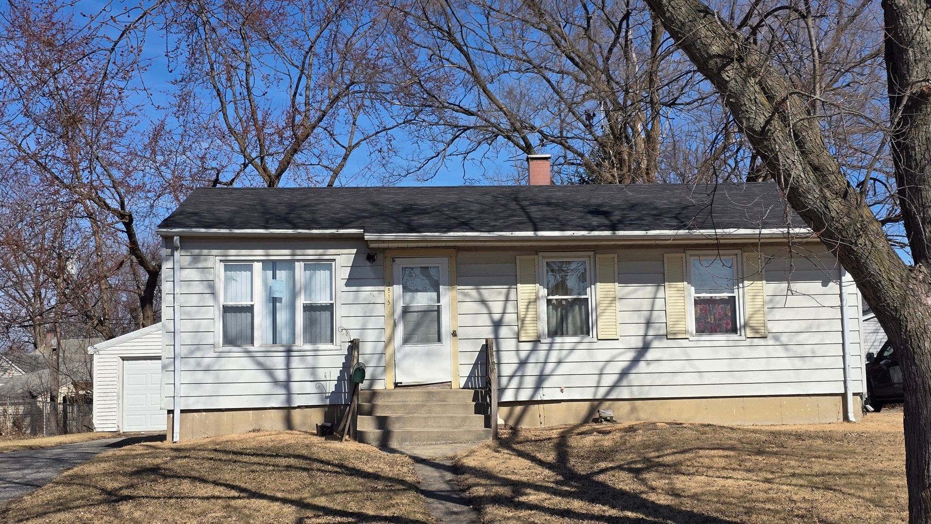 1815 223rd Street — Sauk Village, IL 60411