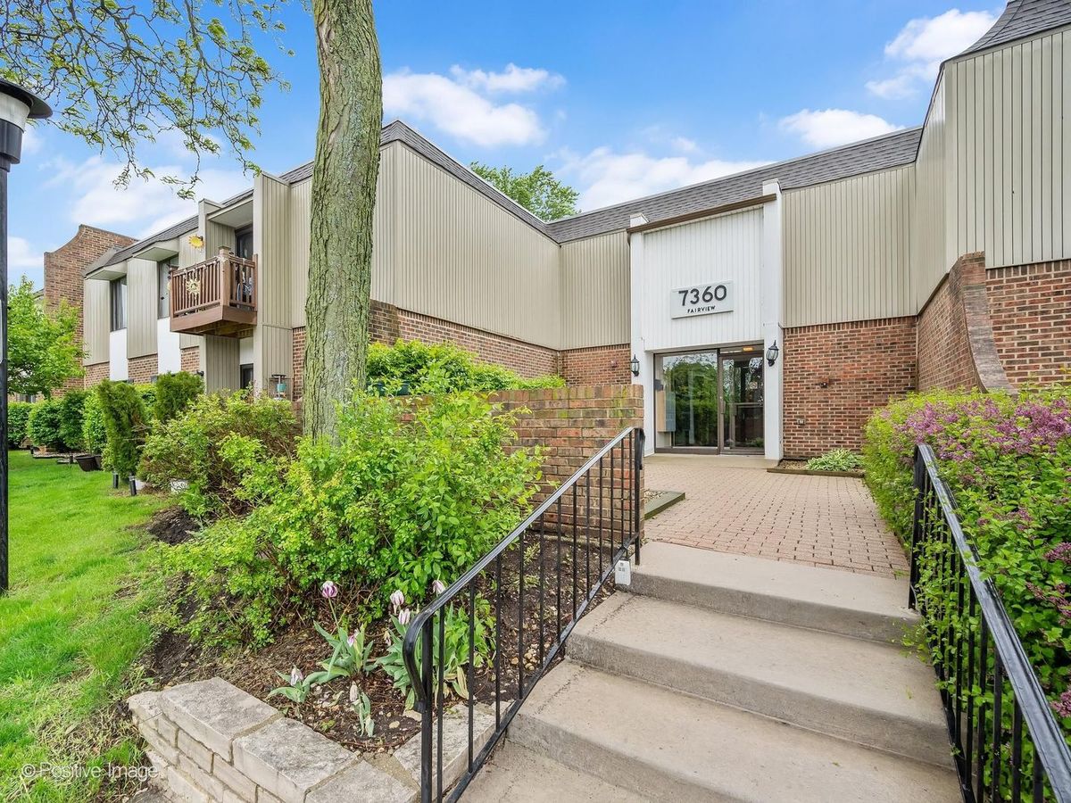 7360 Fairview Avenue, Downers Grove, IL 60516