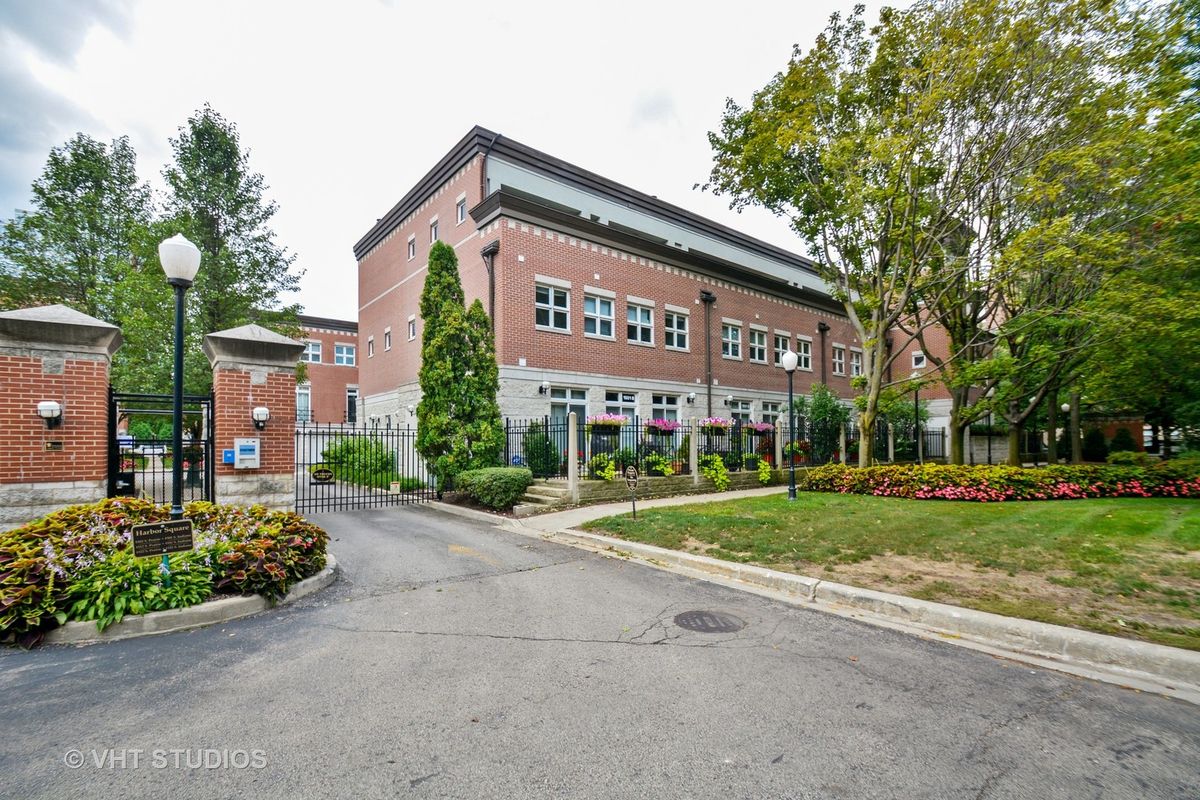 1511 Indiana Avenue, Chicago, IL 60605