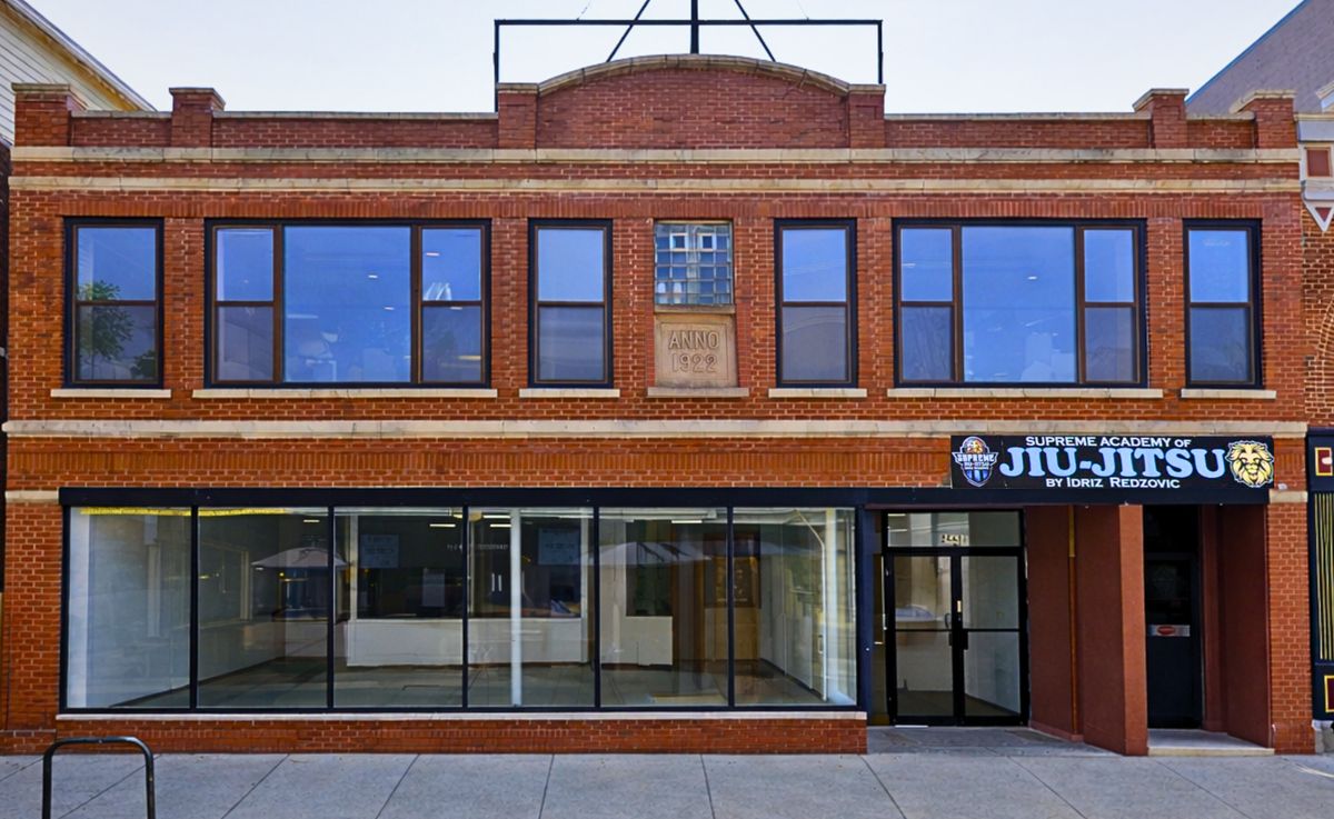 2440 Lincoln Avenue, Chicago, IL 60614