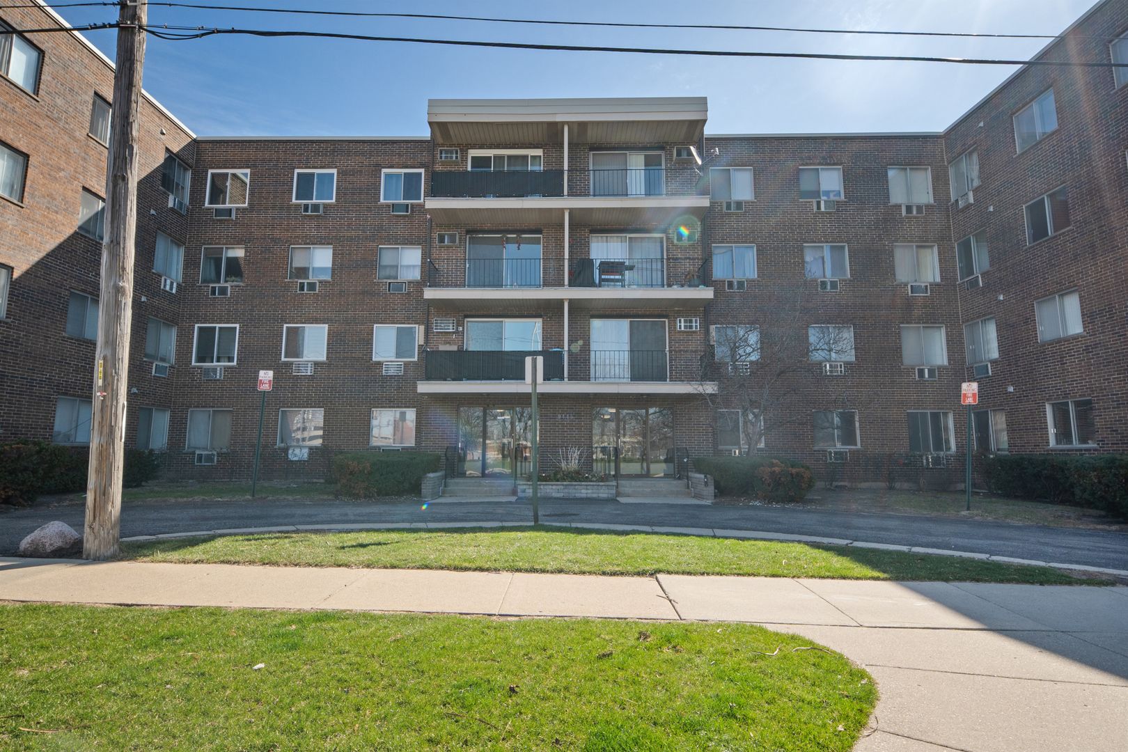 9445 Kenton Avenue #207 — Skokie, IL 60076