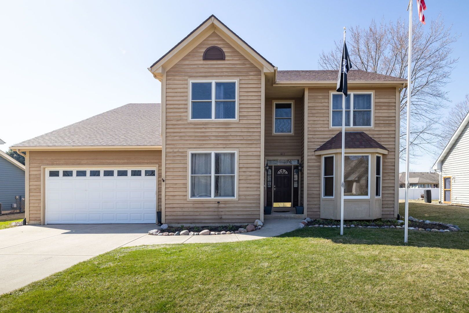 611 Prairie View Lane — Hinckley, IL 60520