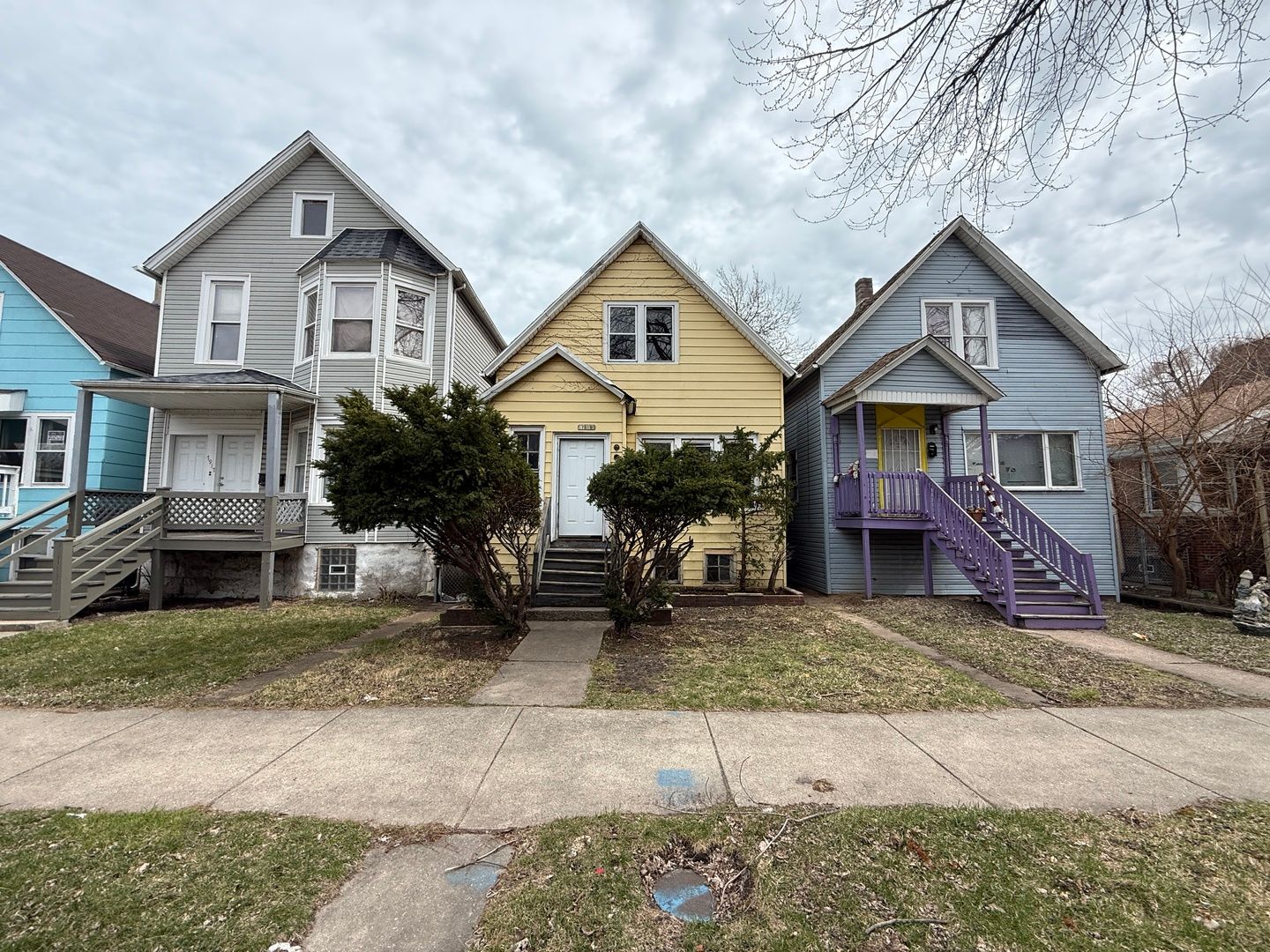 7919 S Escanaba Avenue — Chicago, IL 60617
