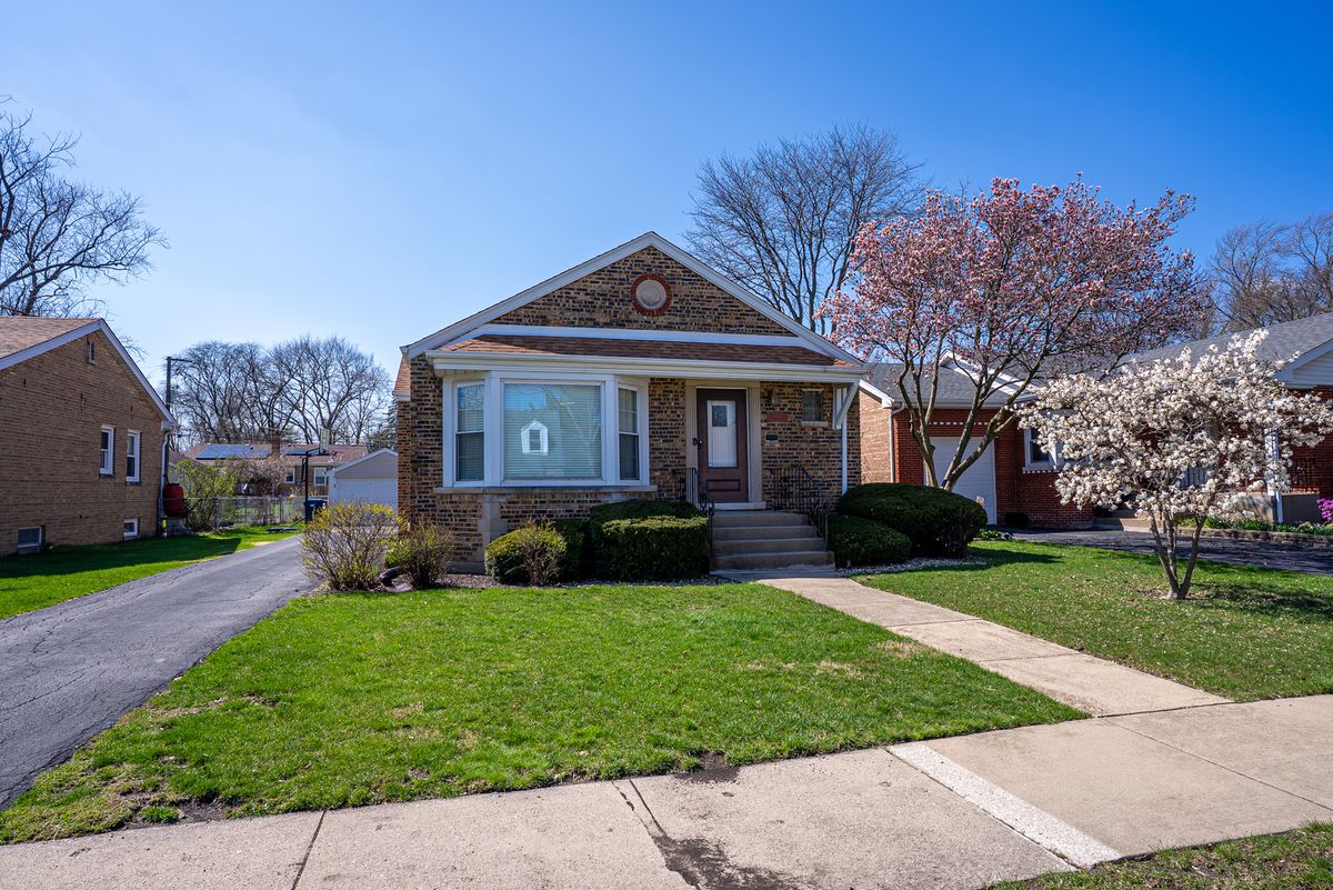 18630 Highland Avenue, Homewood, IL 60430