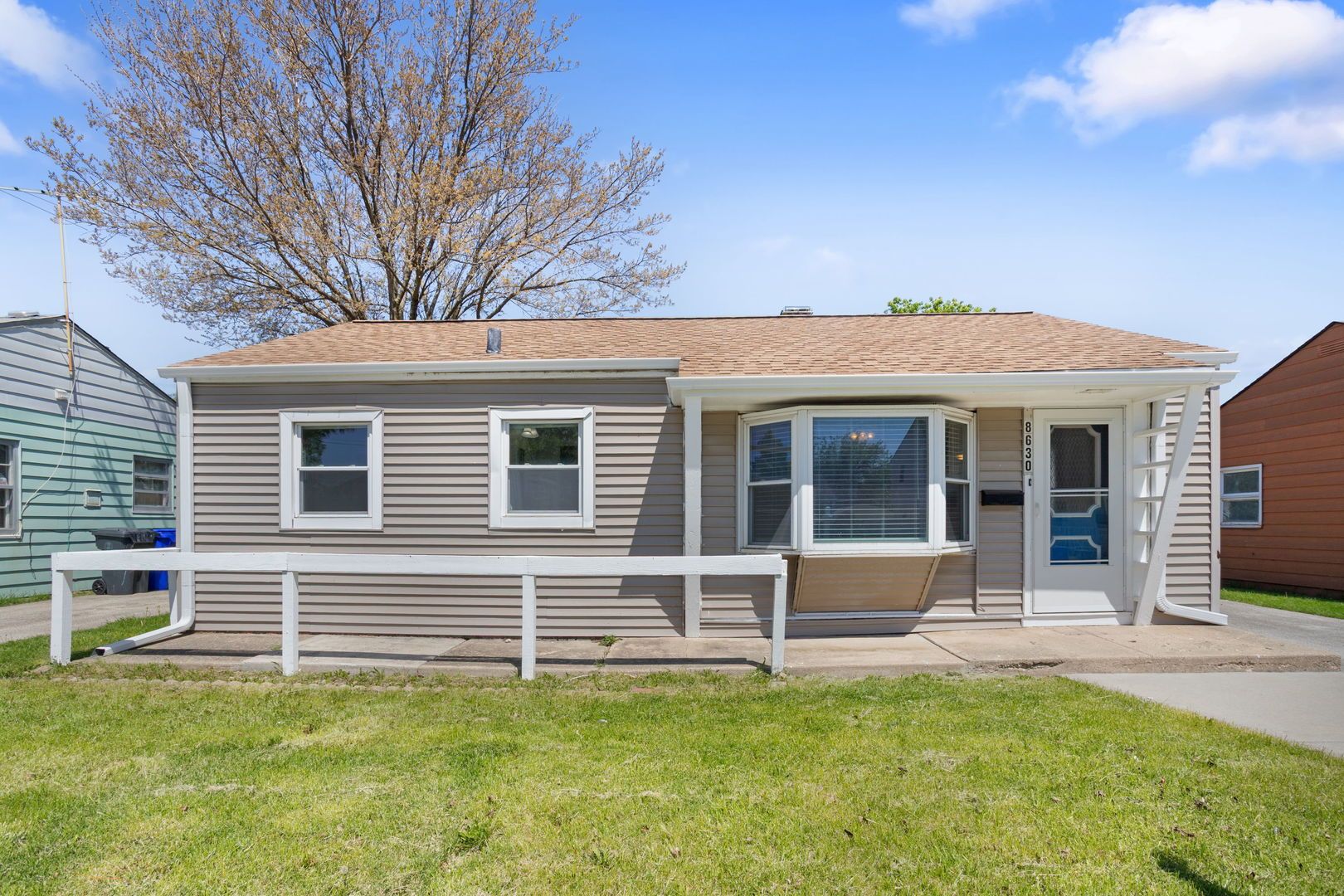 8630 45th Street — Lyons, IL 60534