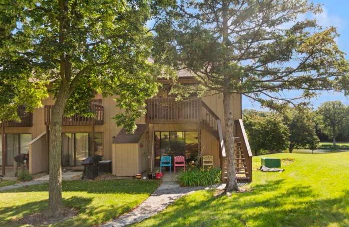 46 Nassau Colony, Fox Lake, IL 60020