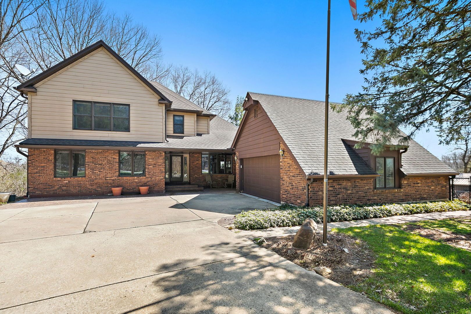 8N999 Corron Road — Elgin, IL 60124