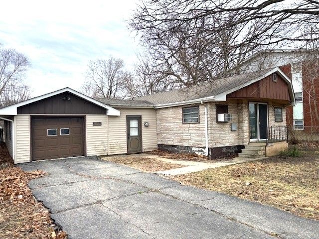 722 W South Street — Plano, IL 60545