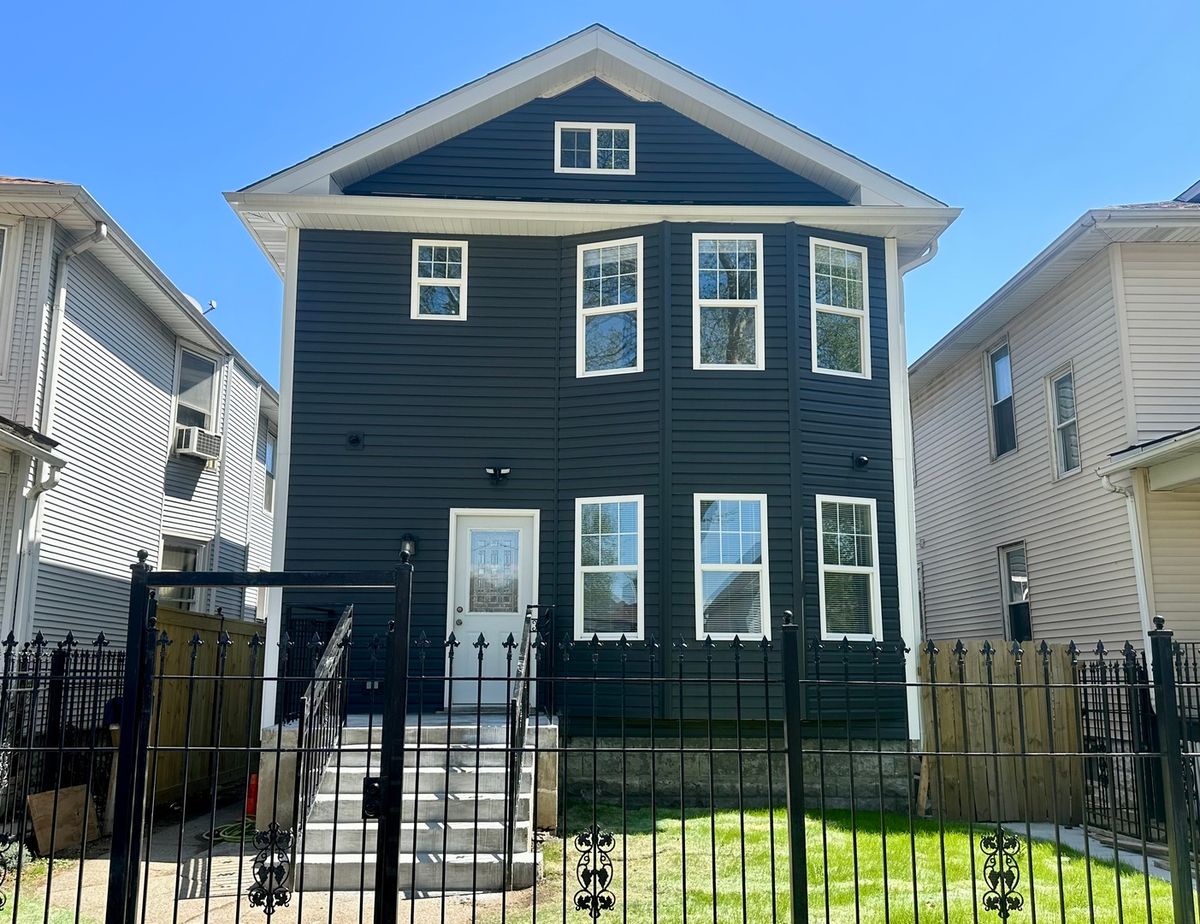 2233 Lawler Avenue, Chicago, IL 60639